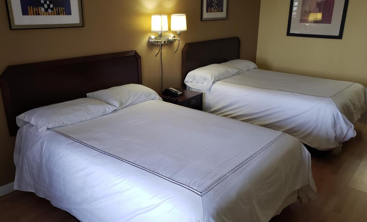 West Texas Inn & Suites Midland Buitenkant foto