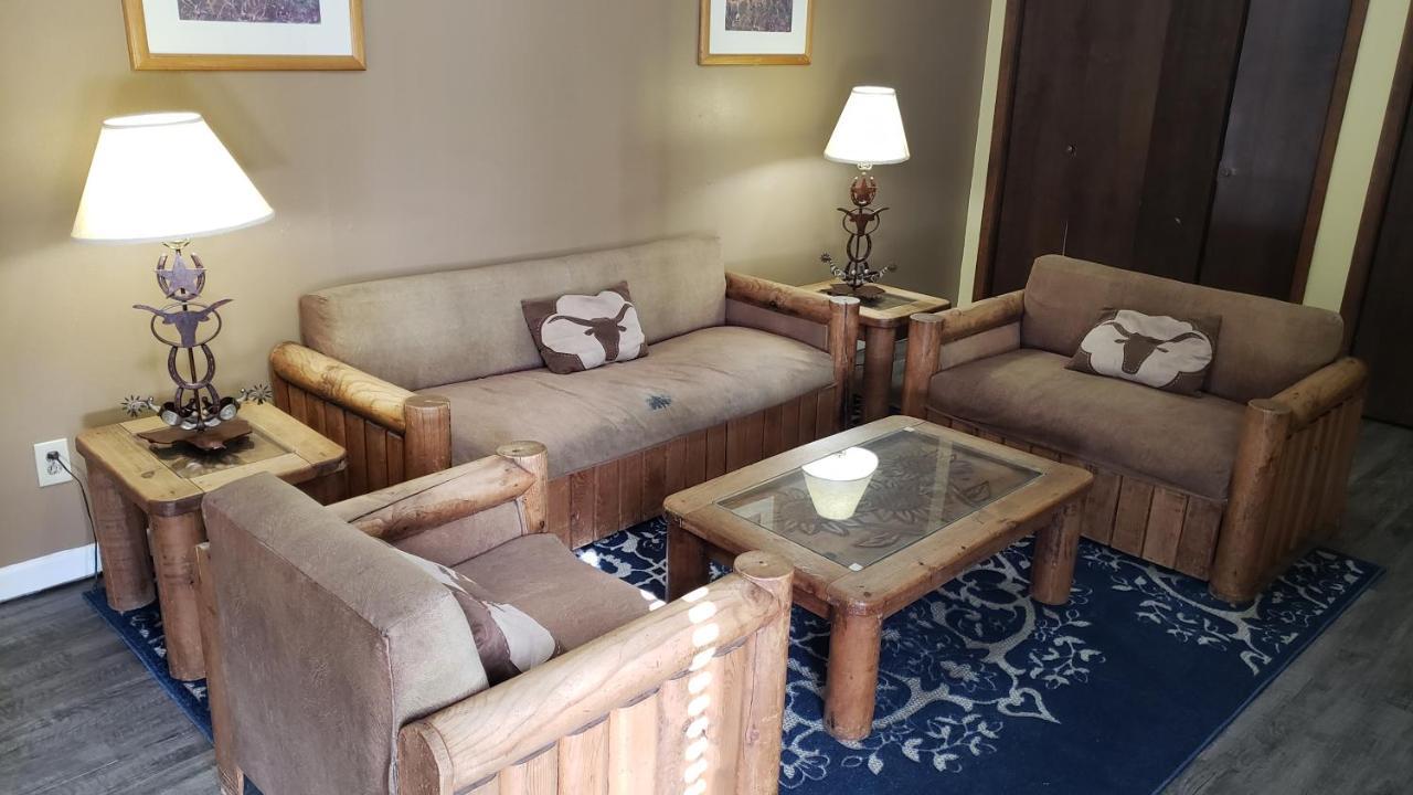 West Texas Inn & Suites Midland Buitenkant foto