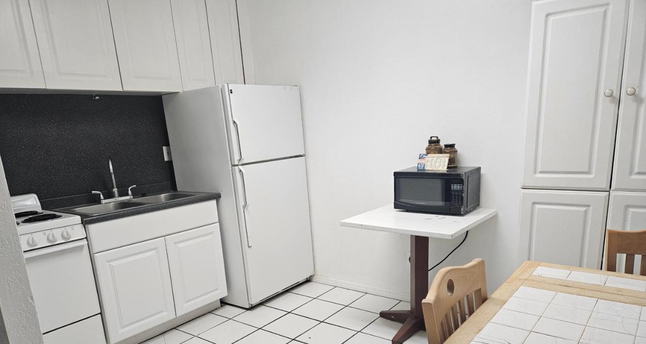 West Texas Inn & Suites Midland Buitenkant foto