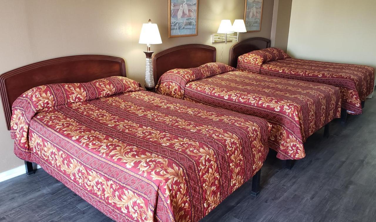 West Texas Inn & Suites Midland Buitenkant foto