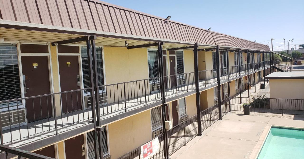 West Texas Inn & Suites Midland Buitenkant foto