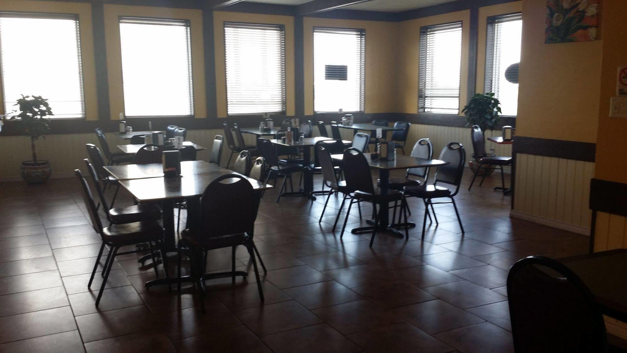 West Texas Inn & Suites Midland Buitenkant foto
