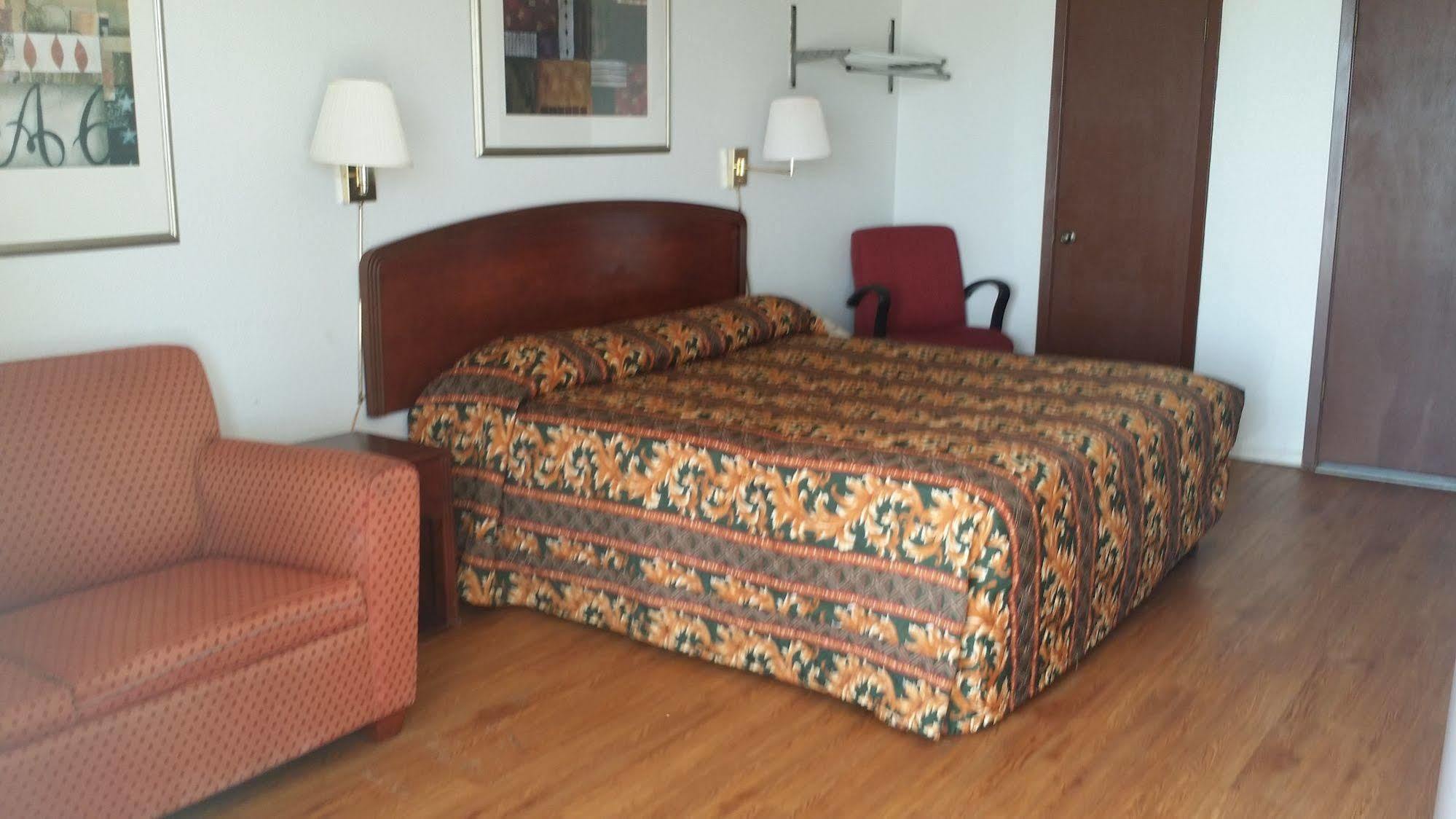 West Texas Inn & Suites Midland Buitenkant foto